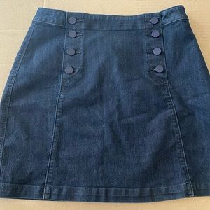 Denim. Size 4. Ann Taylor Loft skirt. NWT